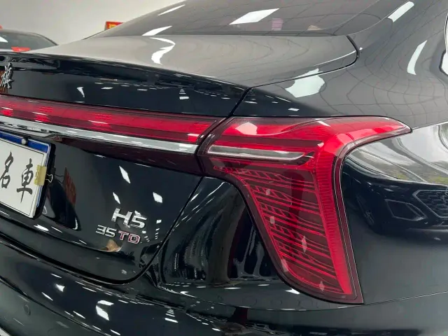 Hongqi H5 — Фото автомобиля 23