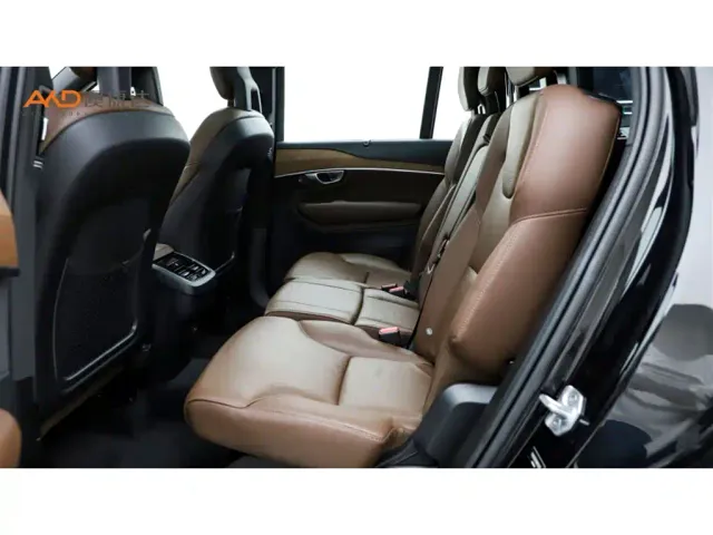 Volvo XC90 — Фото автомобиля 7