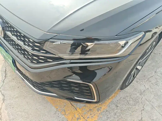 Volkswagen Passat — Фото автомобиля 23