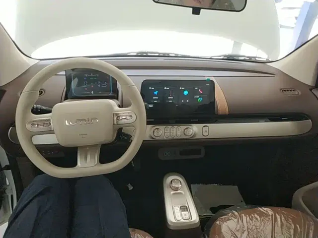 Changan Lumin — Фото автомобиля 9