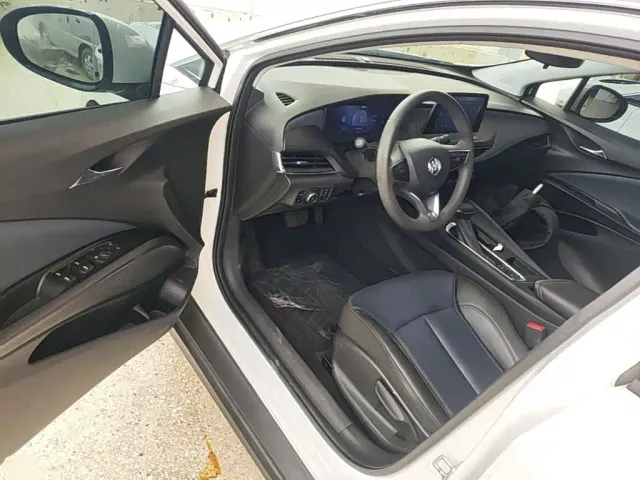 Buick Velite 6 — Фото автомобиля 11