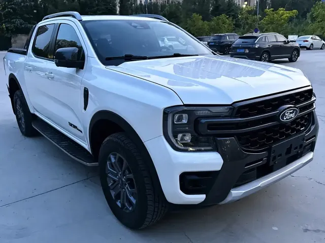 Ford Ranger — Фото автомобиля 3