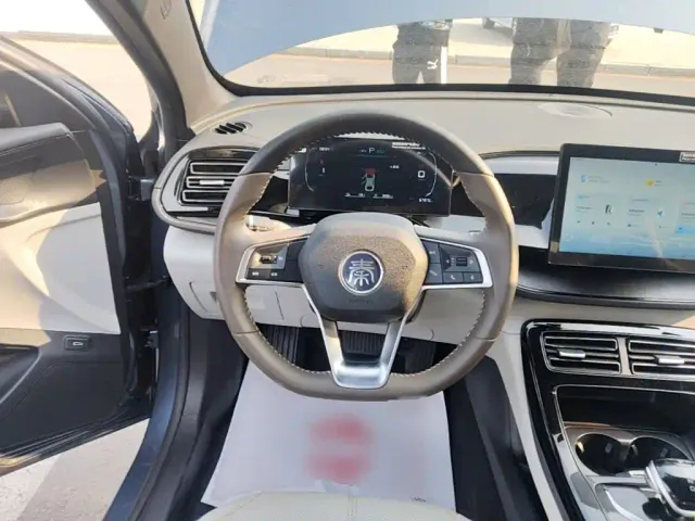 BYD Qin PLUS — Фото автомобиля 10