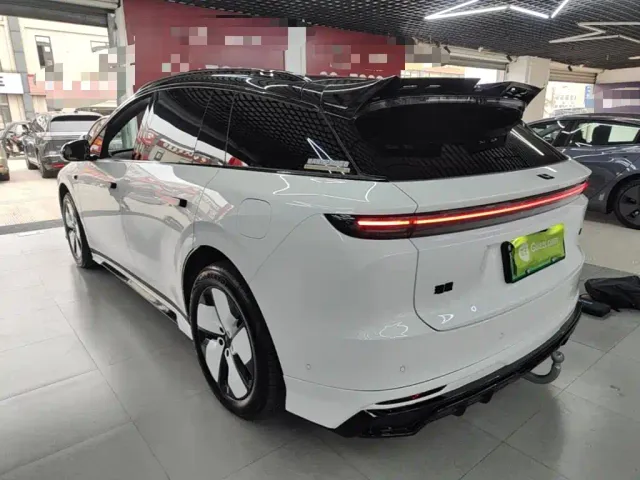 Li Auto i6 — Фото автомобиля 4