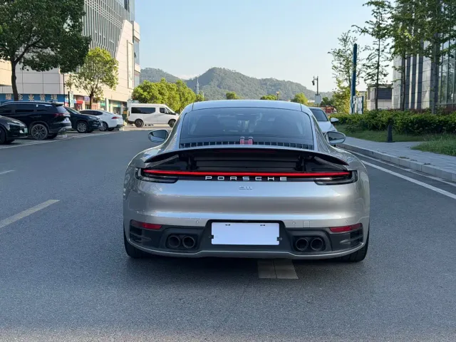 Porsche 911 — Фото автомобиля 4