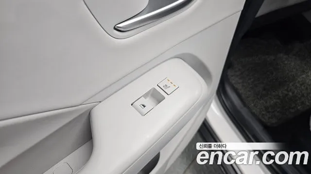 Hyundai Kona SX2 — Фото автомобиля 24