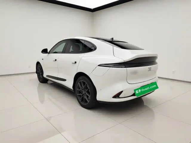 IM Motors LS6 — Фото автомобиля 4