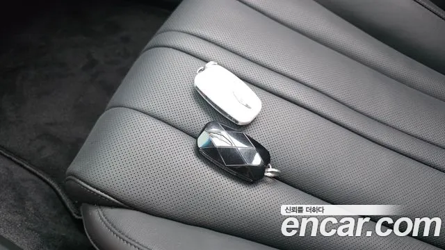 Genesis G80 Бензин 3.5 турбо AWD — Фото автомобиля 17