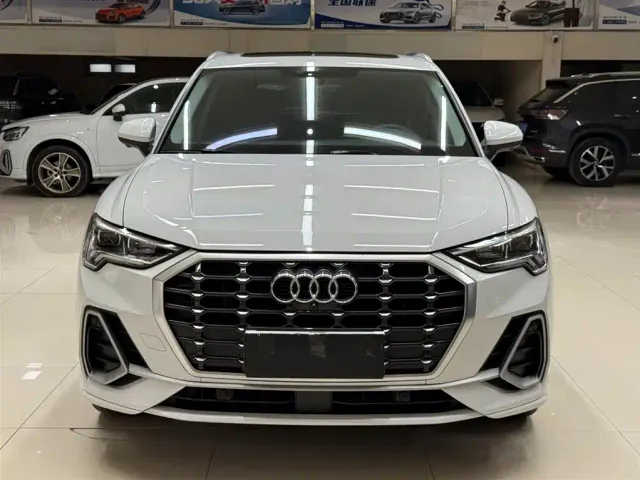 Audi Q3 — Фото автомобиля 2