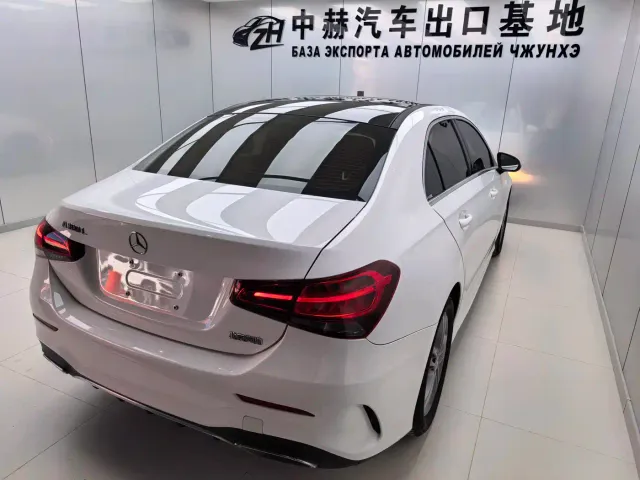 Mercedes-Benz A-Class — Фото автомобиля 3