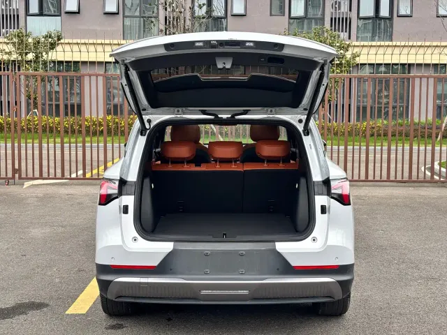 Wuling Starlight S — Фото автомобиля 19