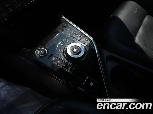 Kia Niro Niro (New) — Фото автомобиля 10
