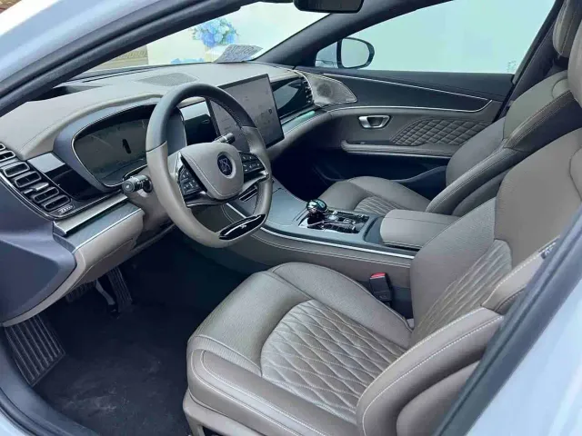 BYD Han 2023 EV Champion Edition 605KM FWD Premium — Фото автомобиля 5