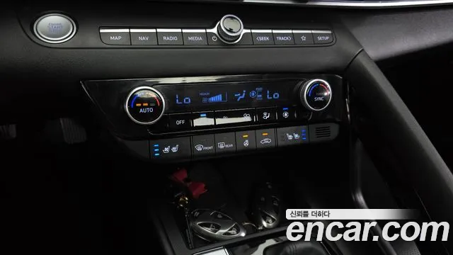 Hyundai Avante CN7 — Фото автомобиля 19