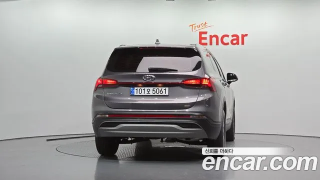 Hyundai Santafe — Фото автомобиля 4