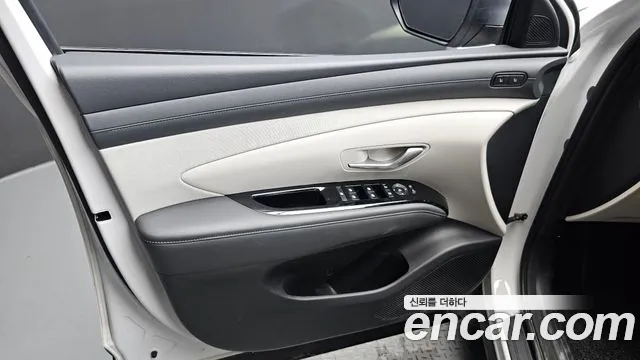 Hyundai Tucson Новый Tucson (NX4) Бензин 1.6 турбо 2WD — Фото автомобиля 21