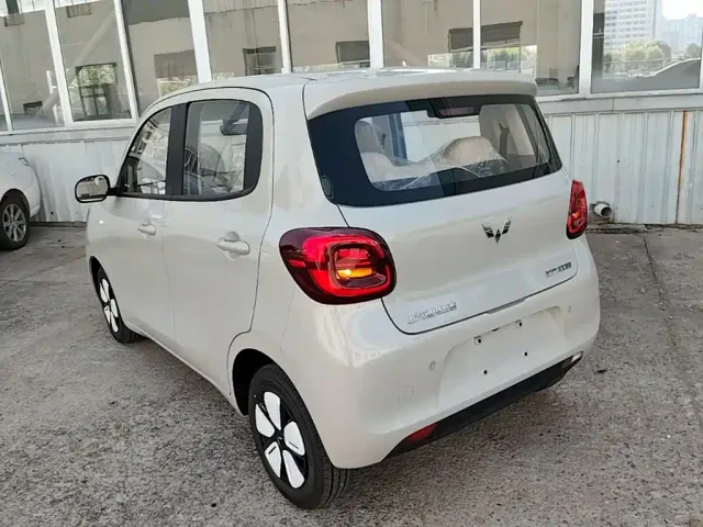 Wuling Hongguang Mini EV — Фото автомобиля 4
