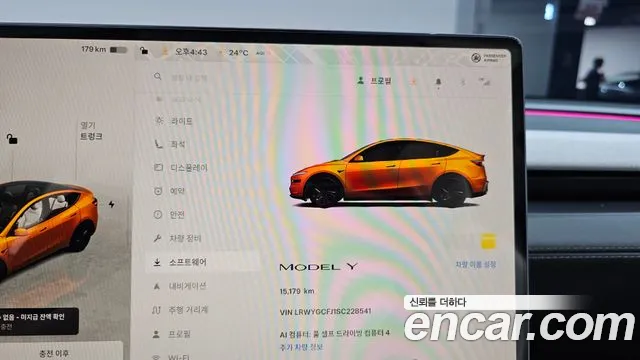 Tesla Model Y — Фото автомобиля 8