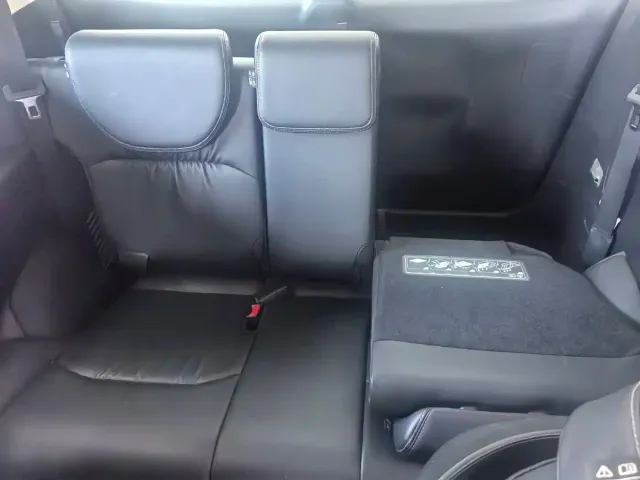 Honda Elysion — Фото автомобиля 11