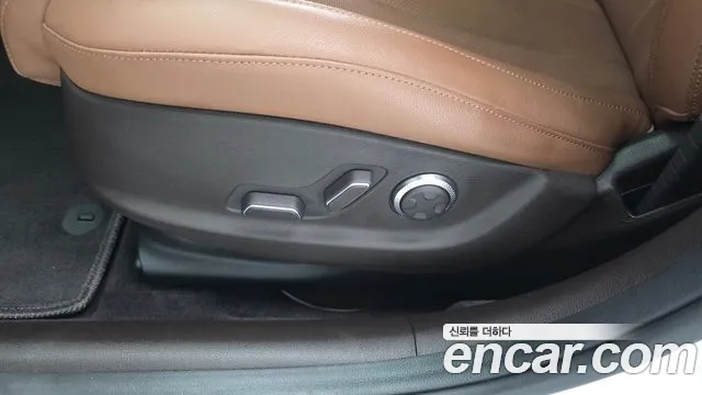 Genesis G80 Бензин 2.5 турбо AWD — Фото автомобиля 30