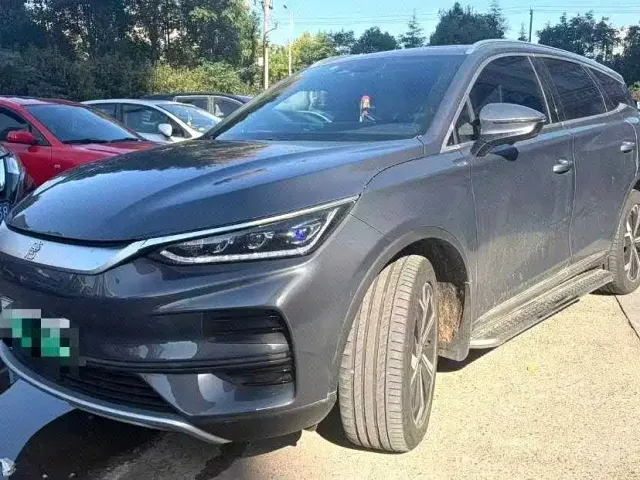 Фотография автомобиля — BYD Tang