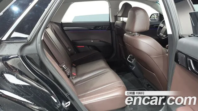 Hyundai Grandeur Grandeur (GN7) — Фото автомобиля 12