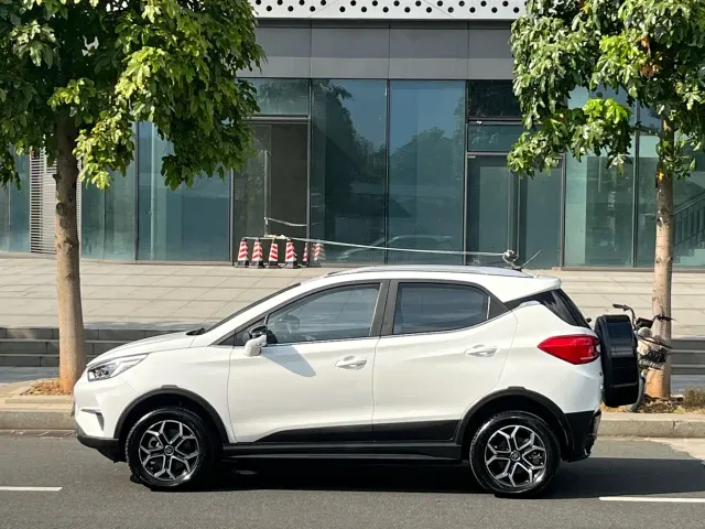 BYD Yuan Pro — Фото автомобиля 7
