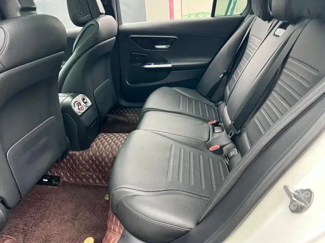 Mercedes-Benz C-Class — Фото автомобиля 7