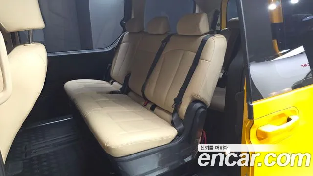 Hyundai Staria Staria — Фото автомобиля 12