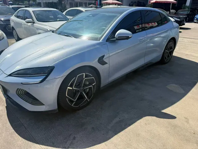 BYD Seal — Фото автомобиля 4