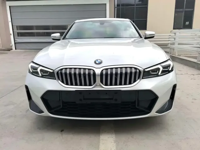 BMW BMW 3 Series 2023 320Li M Sport Package — Фото автомобиля 2