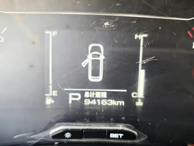 Wuling Jiachen — Фото автомобиля 11