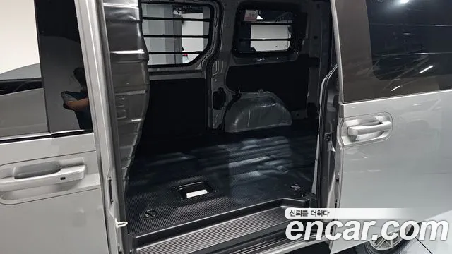 Hyundai Staria Staria Карго 3 места — Фото автомобиля 25