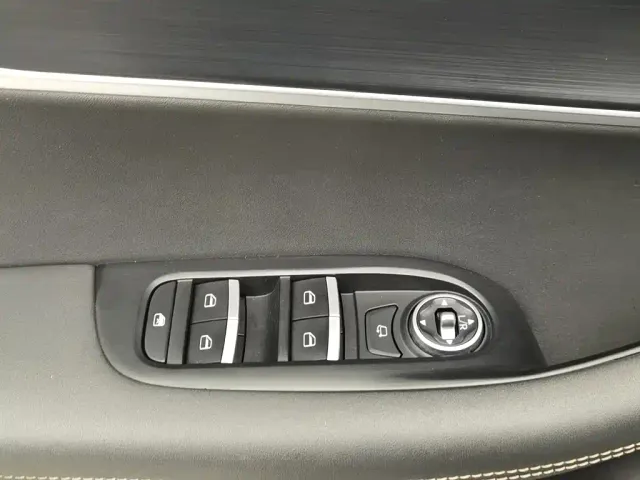 Chery Tiggo 8 — Фото автомобиля 9