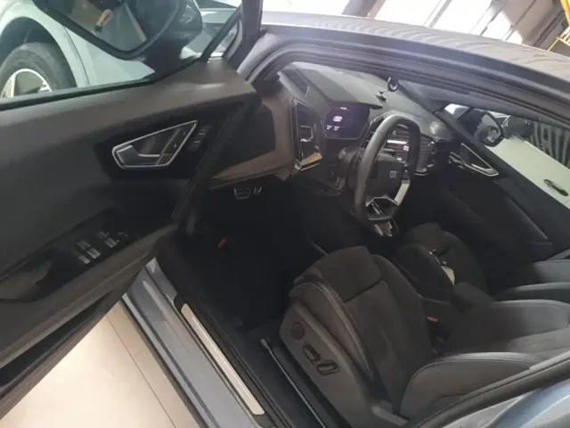 Audi Q4 e-tron — Фото автомобиля 15