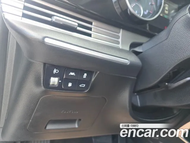 Hyundai Grandeur Grandeur (New) — Фото автомобиля 13