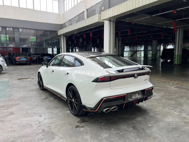 Changan UNI-V — Фото автомобиля 8