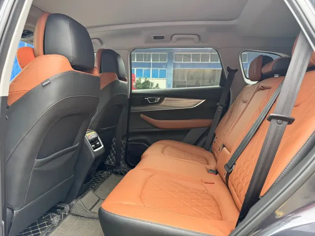 Chery Tiggo 8 PLUS — Фото автомобиля 8