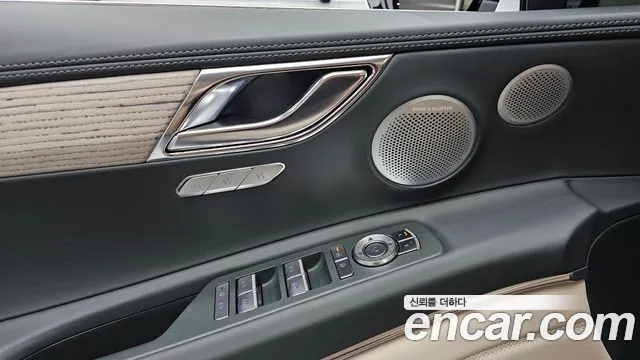 Genesis GV80 2.5T Бензин AWD — Фото автомобиля 29