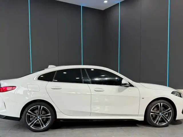 BMW 2 Series — Фото автомобиля 4