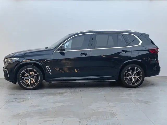 BMW X5 — Фото автомобиля 3