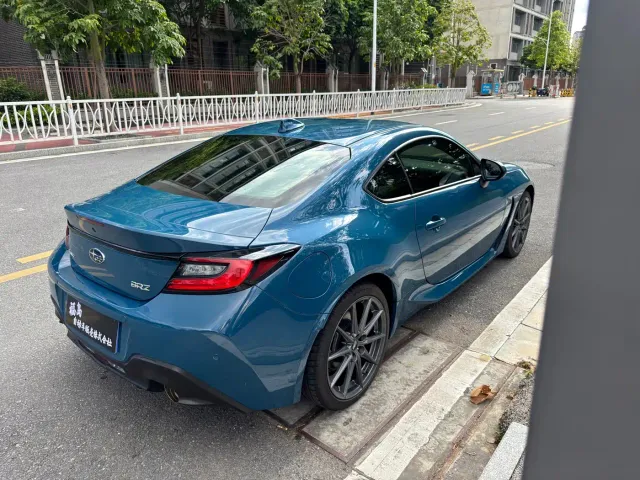 Subaru BRZ — Фото автомобиля 6