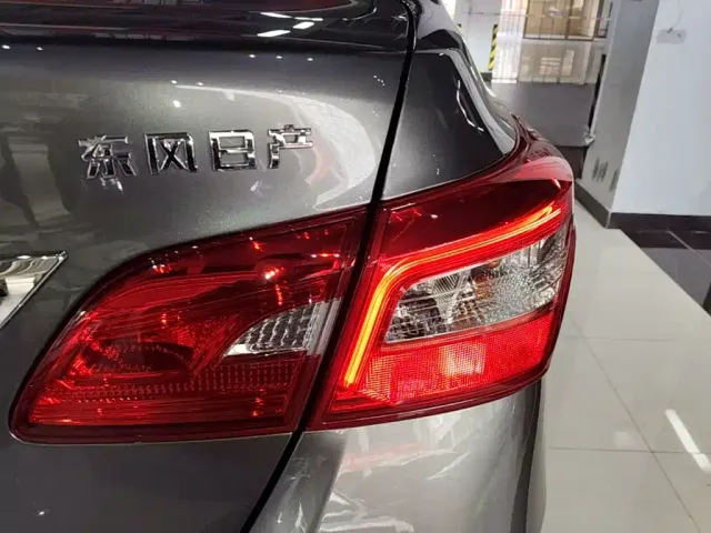 Nissan Sylphy — Фото автомобиля 7