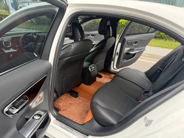 Mercedes-Benz C-Class — Фото автомобиля 11