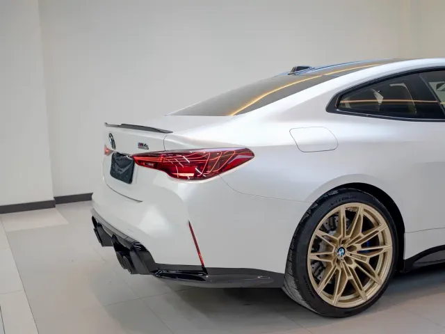 BMW M4 — Фото автомобиля 18