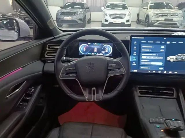 BYD Qin L — Фото автомобиля 10