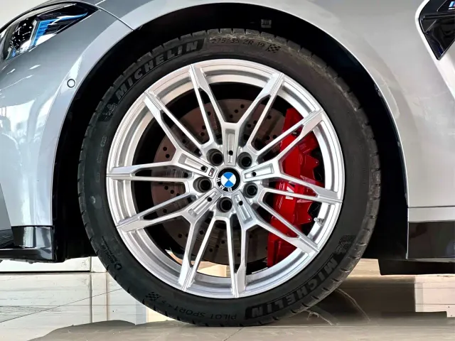 BMW M3 — Фото автомобиля 8