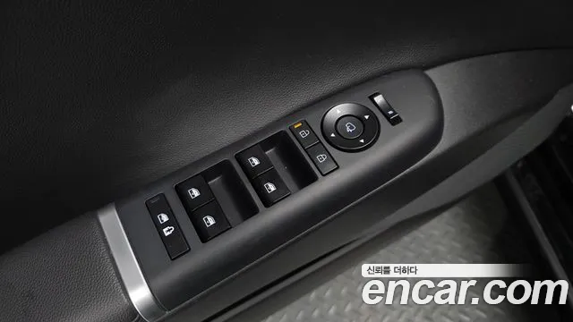Hyundai Grandeur GN7 — Фото автомобиля 30