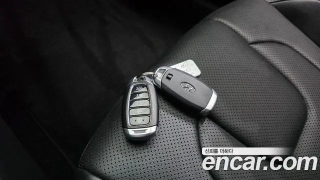 Hyundai Avante CN7 — Фото автомобиля 23
