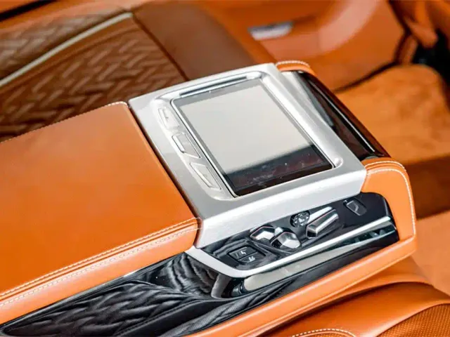 BMW 7 Series — Фото автомобиля 26